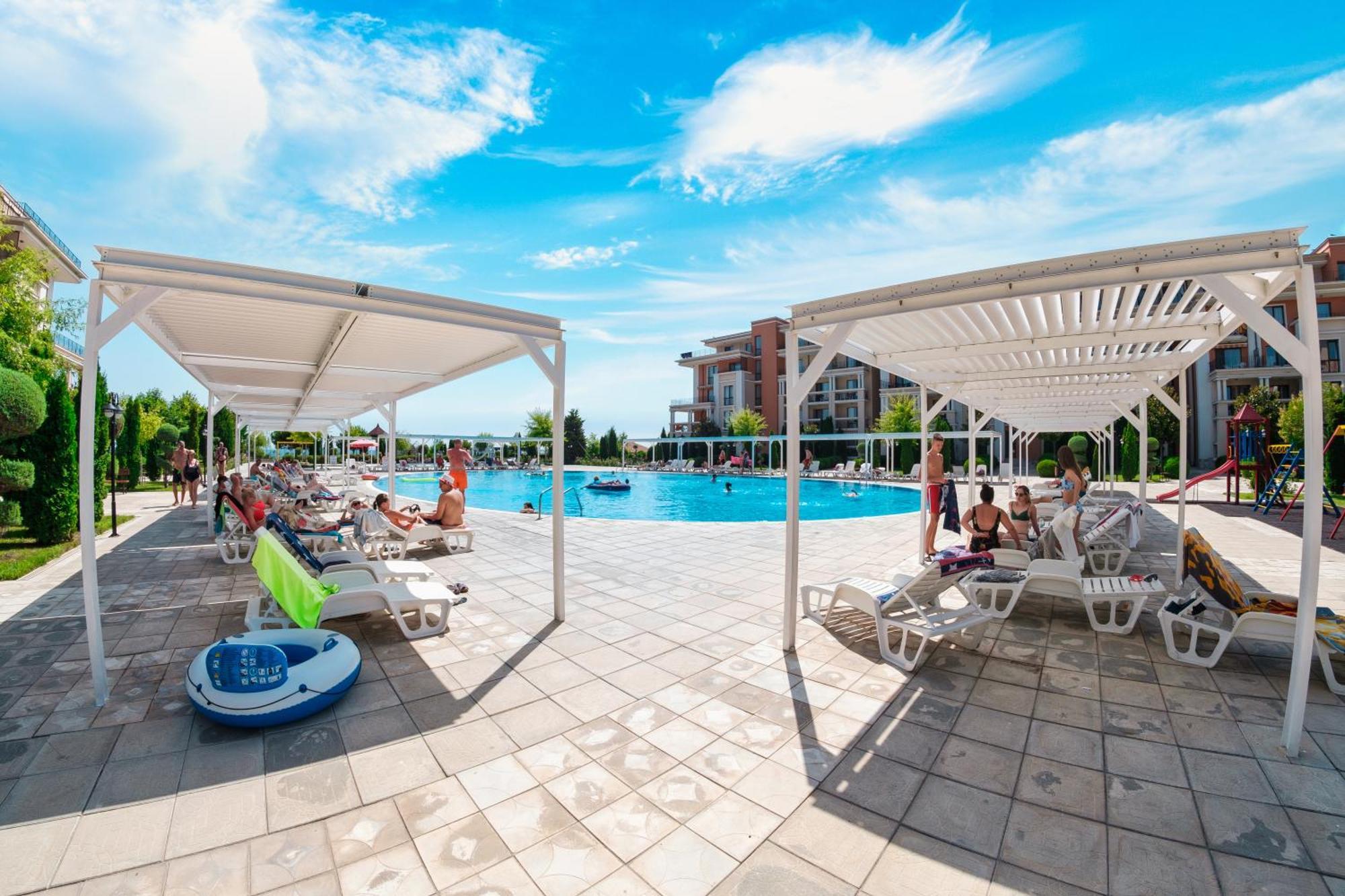 Prestige Mer D'Azur Slăntjev Brjag Exteriör bild