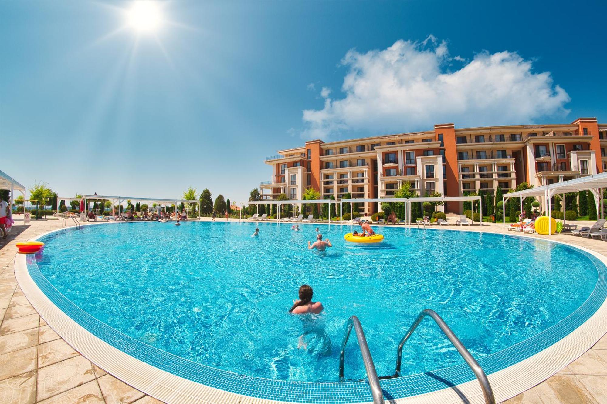 Prestige Mer D'Azur Slăntjev Brjag Exteriör bild