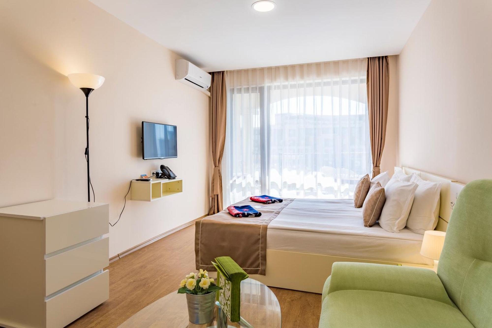 Prestige Mer D'Azur Slăntjev Brjag Exteriör bild